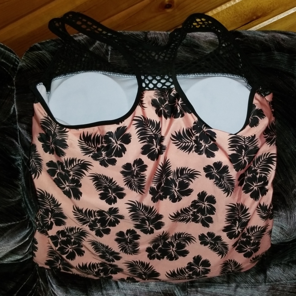 Women's Swimsuit - Picture 2 of 4